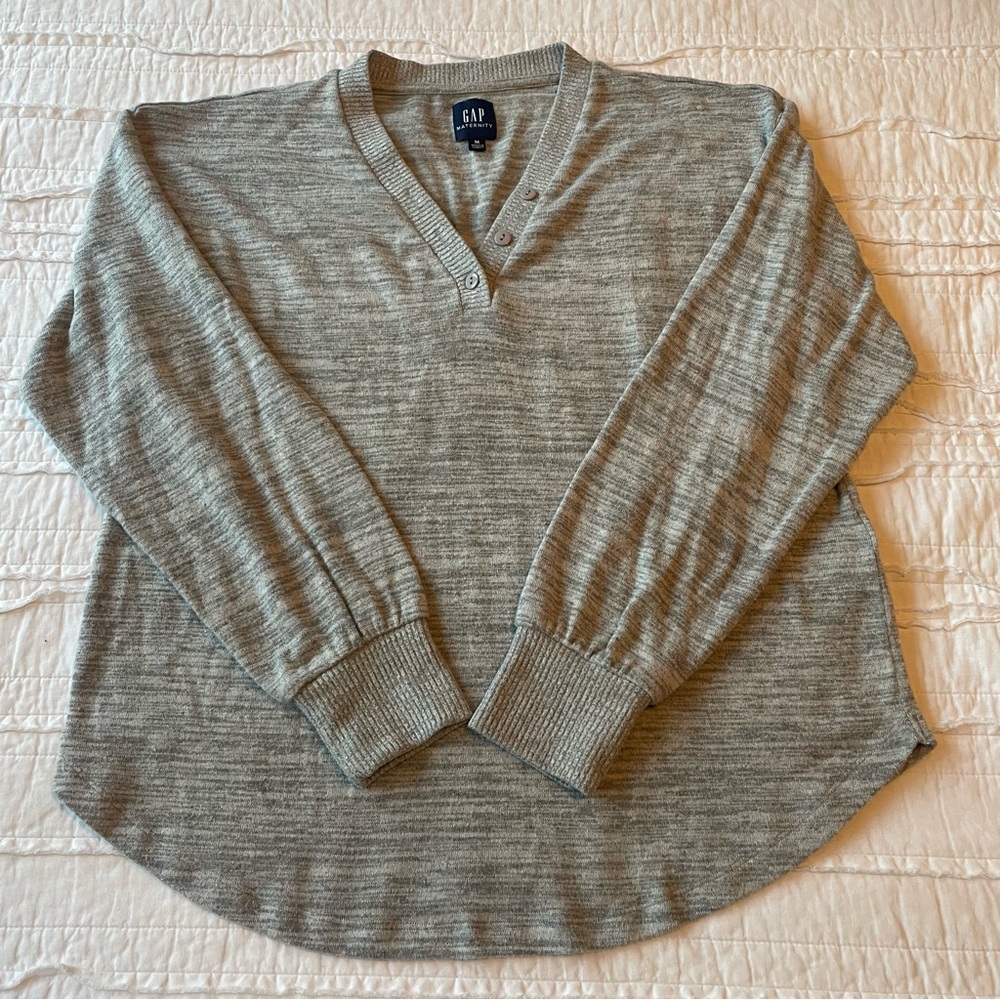 GAP Maternity Super Soft V-Neck Sweater